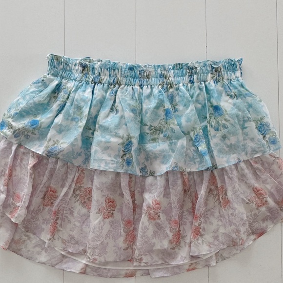 loveshackfancy ruffle mini skirt!